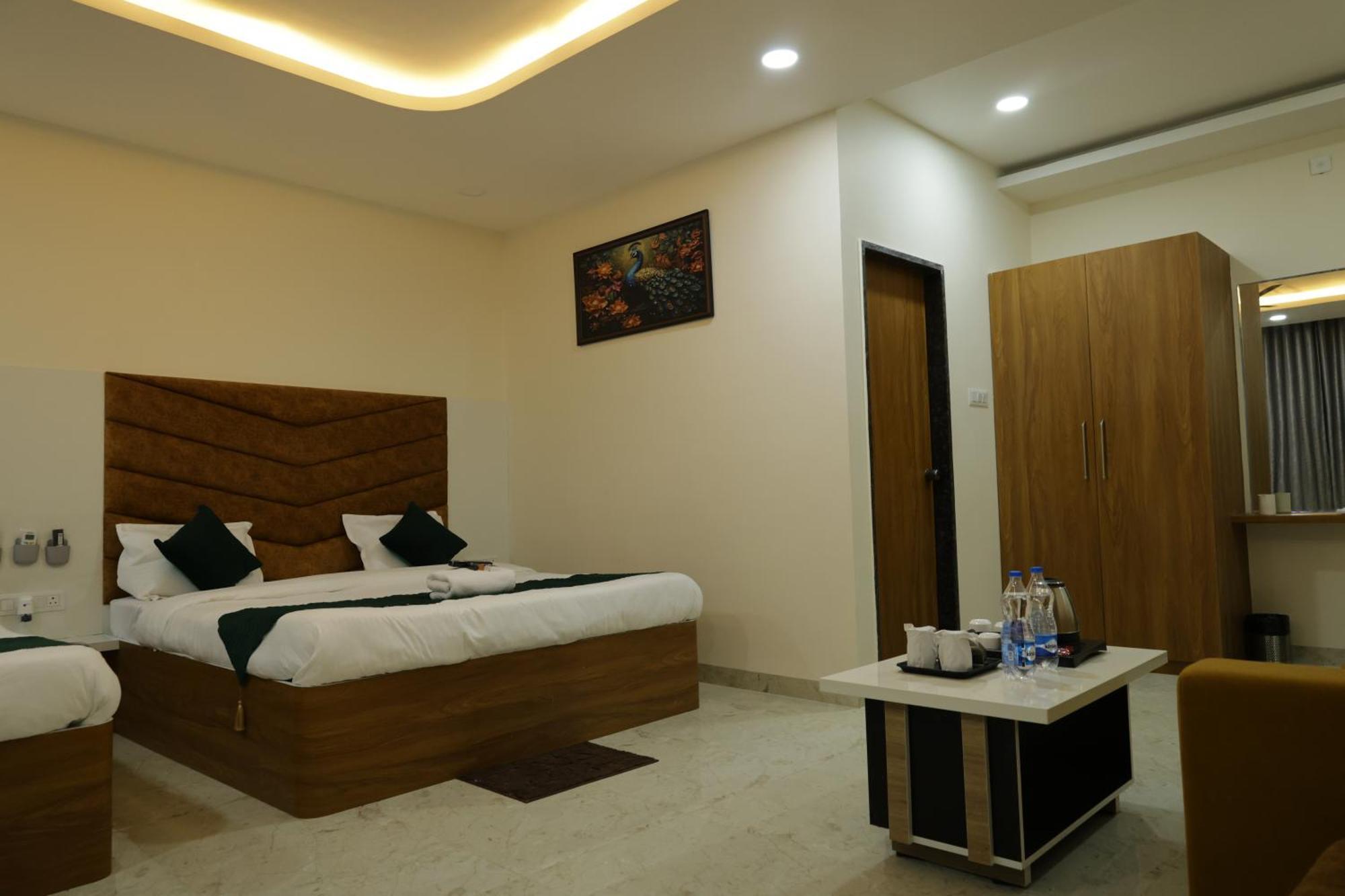 Hoshangabad Hotel The Prime Land מראה חיצוני תמונה