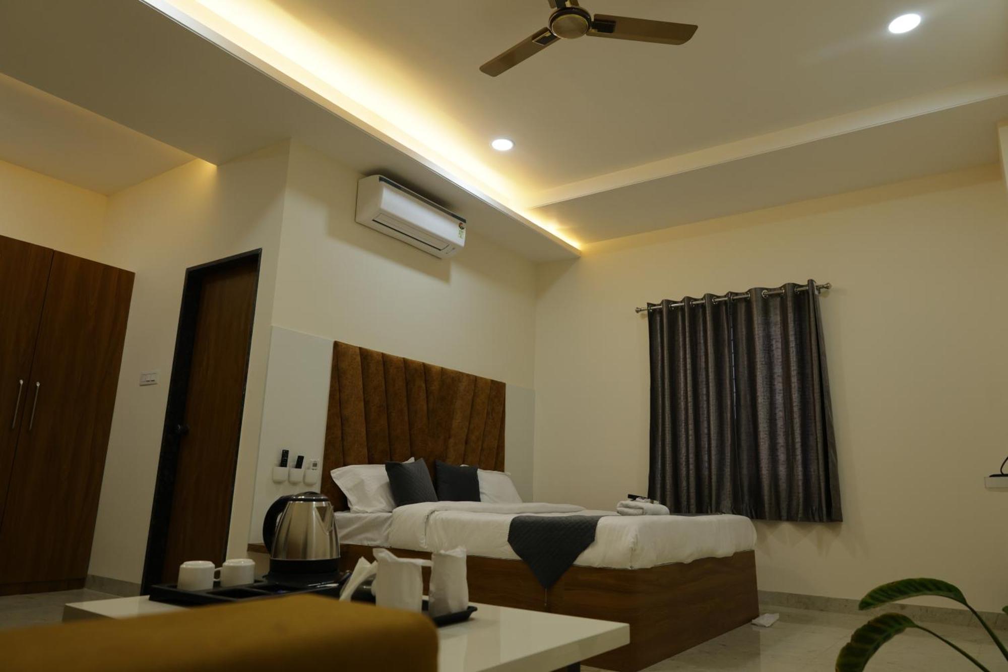 Hoshangabad Hotel The Prime Land מראה חיצוני תמונה